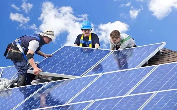 Ce qu'il faut rechercher lors du choix d'un installateur photovoltaïque